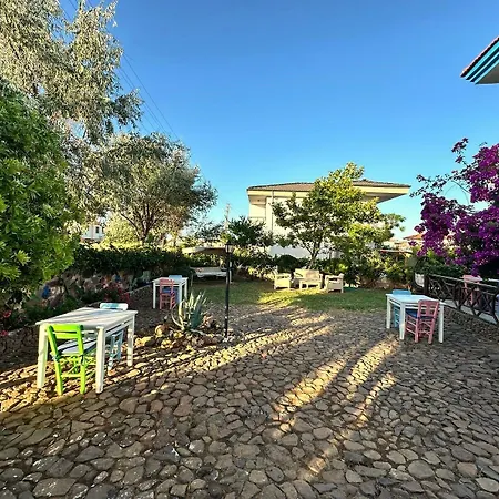 Sevinc Hotel *